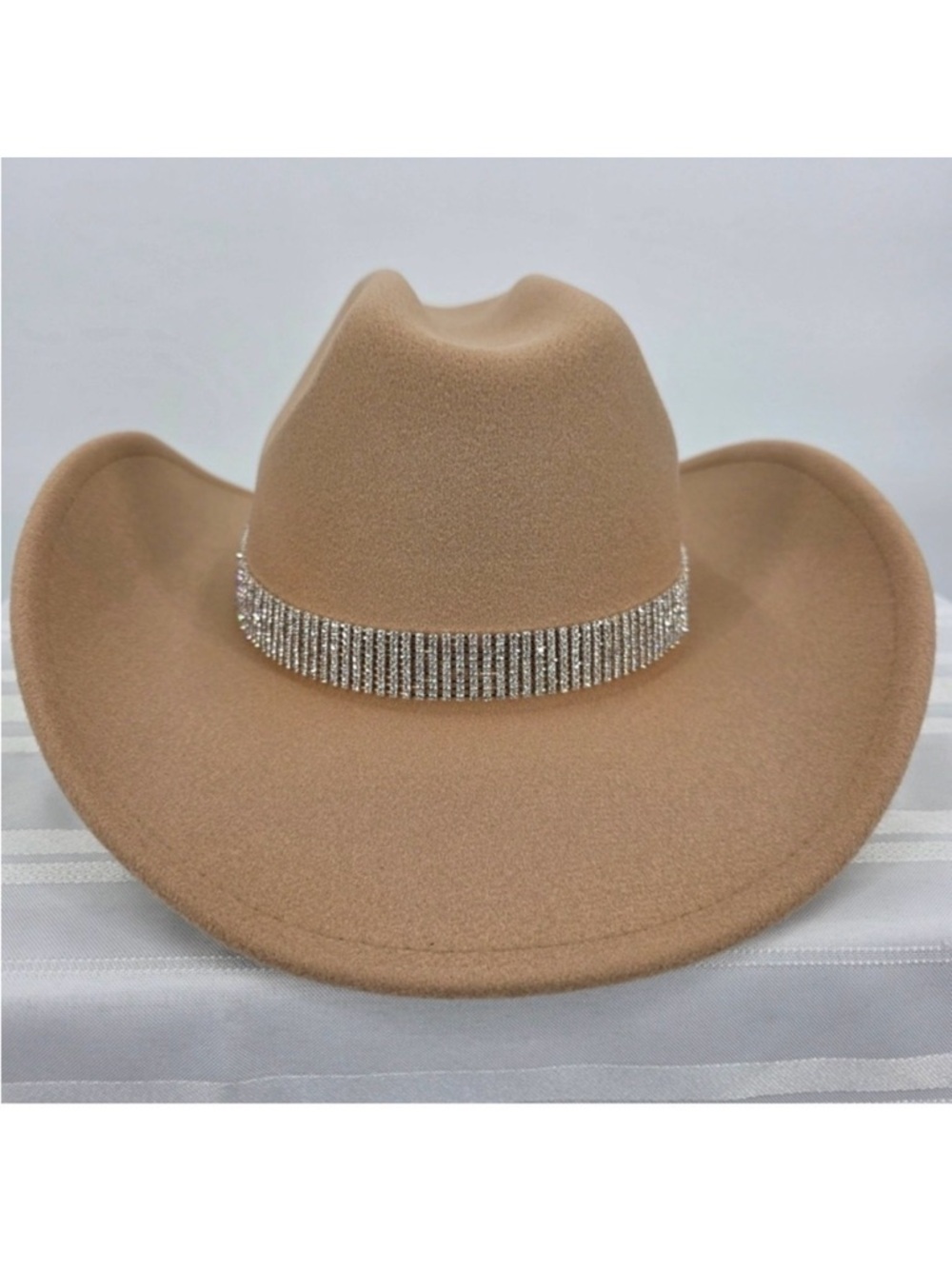 Western Cowgirl Hat with Crystal Band and brim - Picture 3 of 6